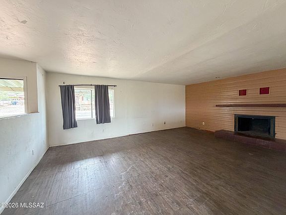 3rd image of 1617 W San Ricardo Blvd