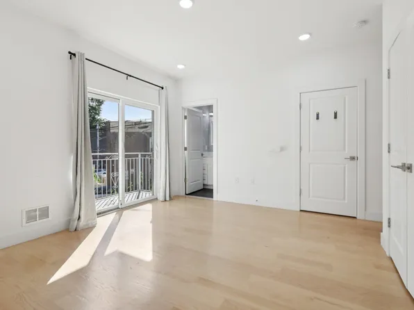 131 Zabriskie Street image 29 of 44