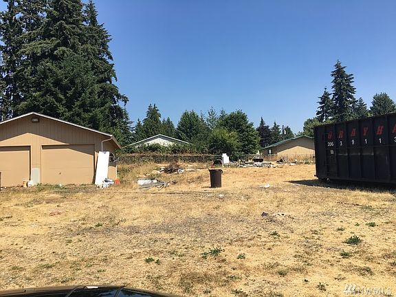 5th image of 15813 85th Ave E
