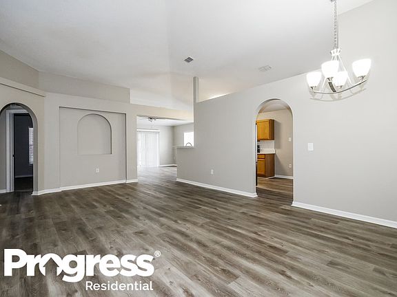 4th image of 1208 Alhambra Crest Dr