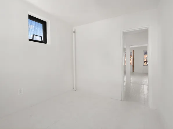 504 East 6th Street image 2 of 3