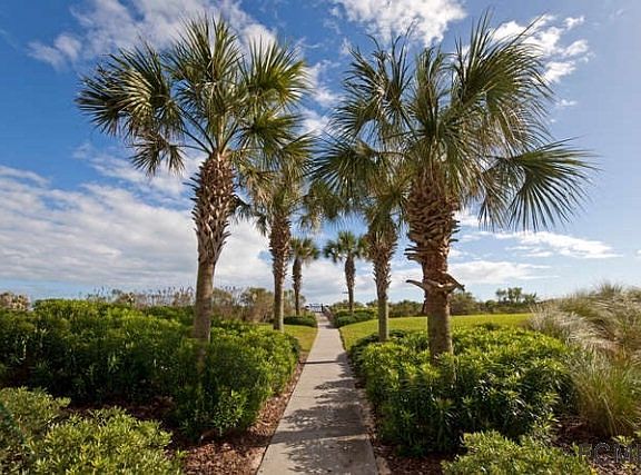 3rd image of 82 Hammock Beach Cir N
