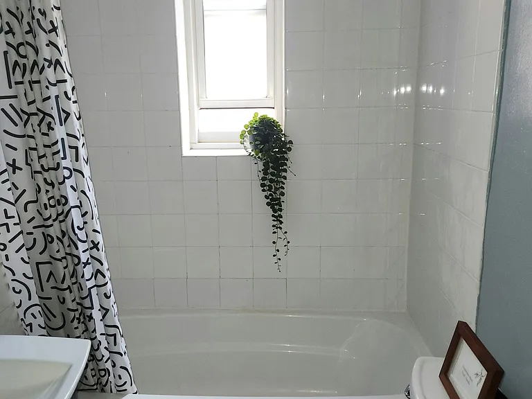 212 E 13th St #2C — Photo 5