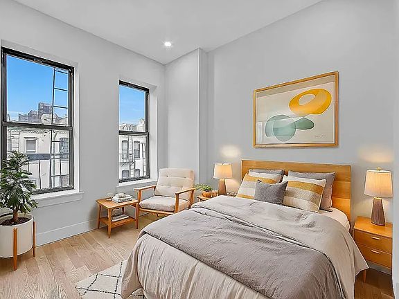 4th image of 1731 Norman St APT 2L