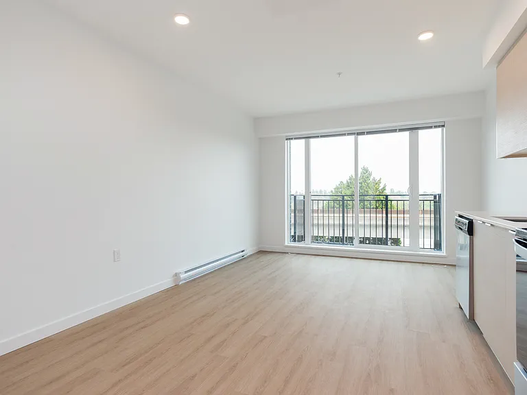 3655 Victoria Dr — Photo 14