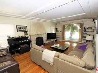 215 S Arnaz Dr, Beverly Hills, CA 90211