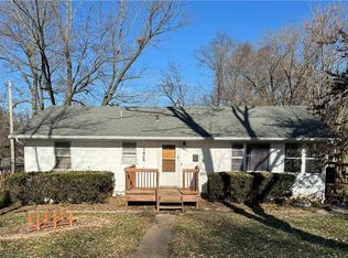 3500 NE 35th St, Kansas City, MO 64117