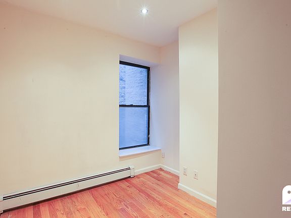 4th image of 123 W 106th St APT 3A