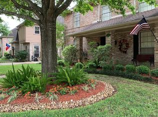 1714 Warwickshire Dr, Houston, TX 77077