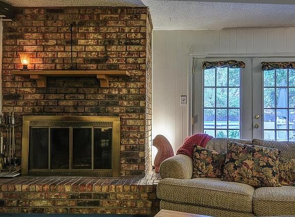 5th image of 809 Skylark Dr