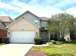 104 Lawrence Ln, Matteson, IL 60443