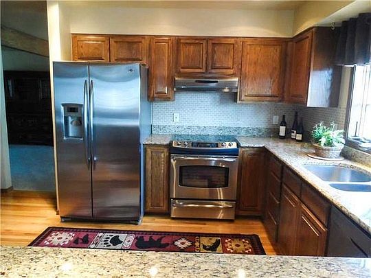 5th image of 5746 Creek Dr