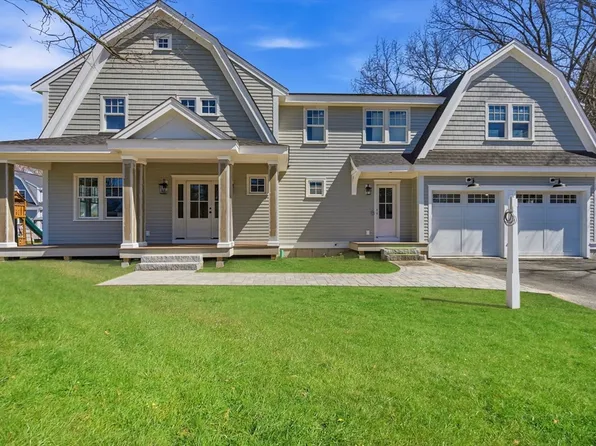 42 Sunnyside Ln, Concord, MA 01742