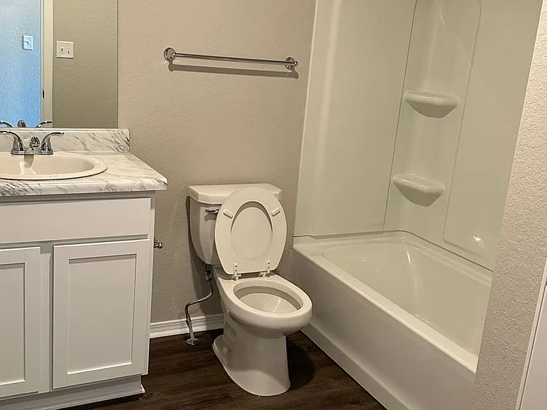 205 Logan Dr — Photo 18