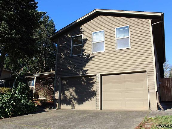 2nd image of 2249 Ptarmigan St NW