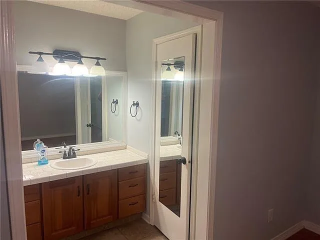 401 Pine Shadows Dr — Photo 9