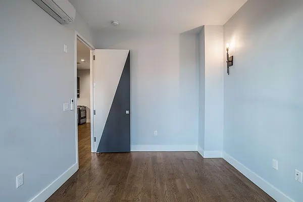 Rented by Nooklyn NYC LLC | media 11