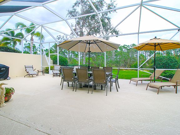 4th image of 8561 SE Nicolete Lane