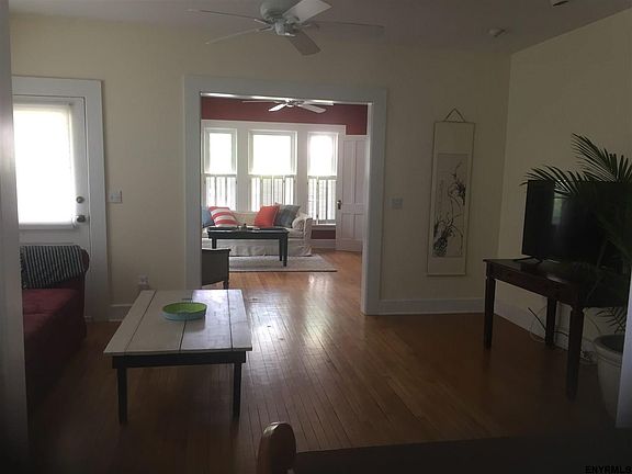 5th image of 299 Nelson Ave