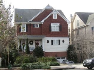 5524 Macarthur Blvd NW, Washington, DC 20016