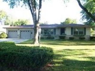 2624 Pine Shore Dr, Adrian, MI 49221