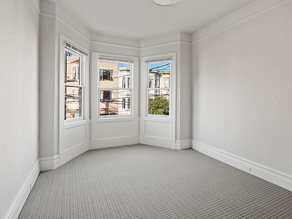 2 front bedrooms have Bay windows