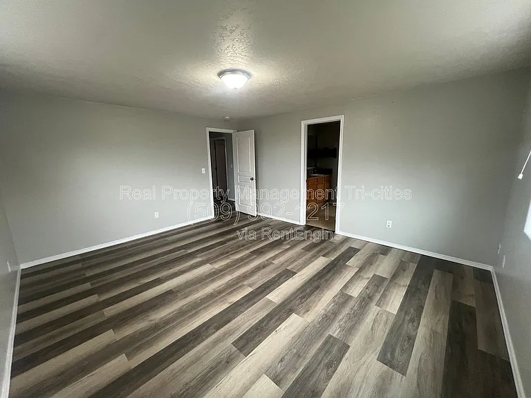 8013 W 5th Ave — Photo 14