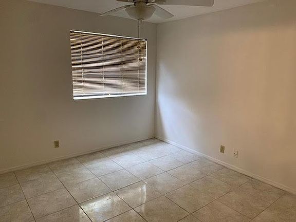 3rd image of 2926 S University Dr APT 6207