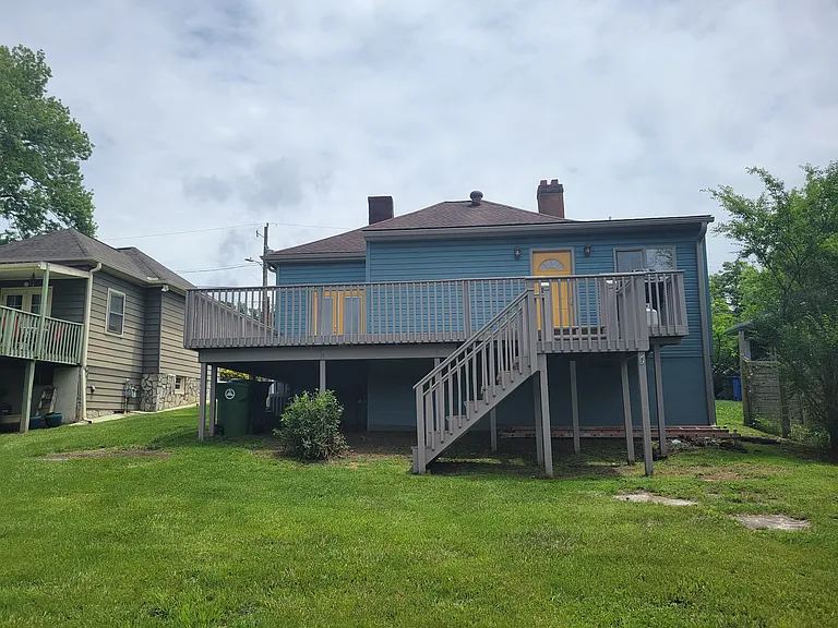 Ridge St — Photo 10
