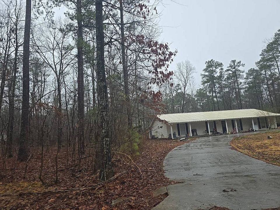 1st image of 275 Glen Oaks Ln