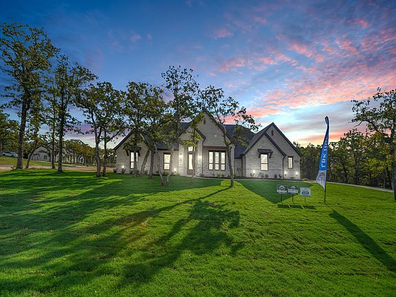 4th image of 2024 Forest Bridge Dr