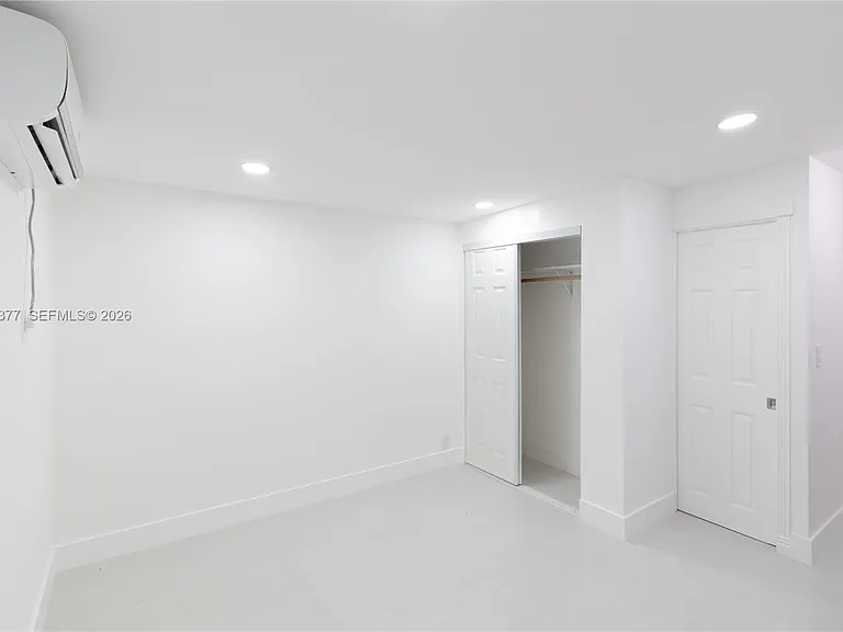 5803 Buchanan St — Photo 5
