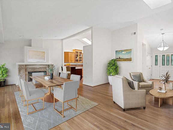 4th image of 1730 Chesterford Way