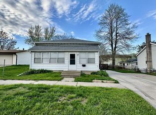 611 Mansion St, Mauston, WI 53948