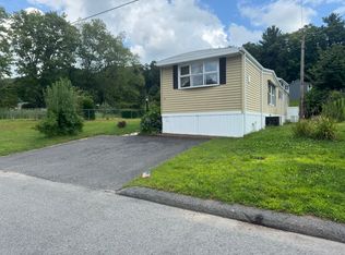 Rolling Hills, Storrs Mansfield, CT 06268