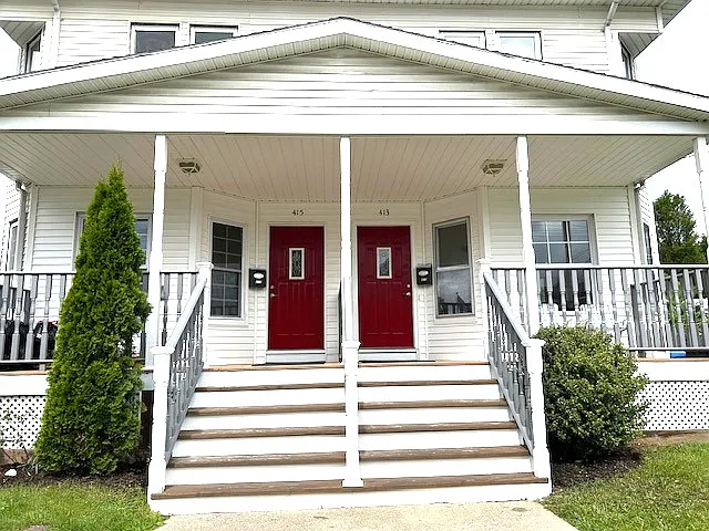 413-415 Hillside Ave