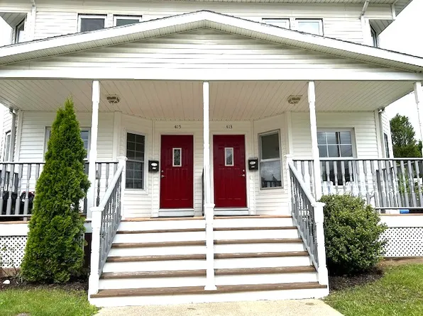 413-415 Hillside Ave, Holyoke, MA 01040