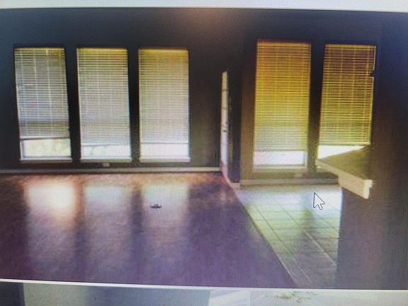 4th image of 1009 Bobwhite Ln