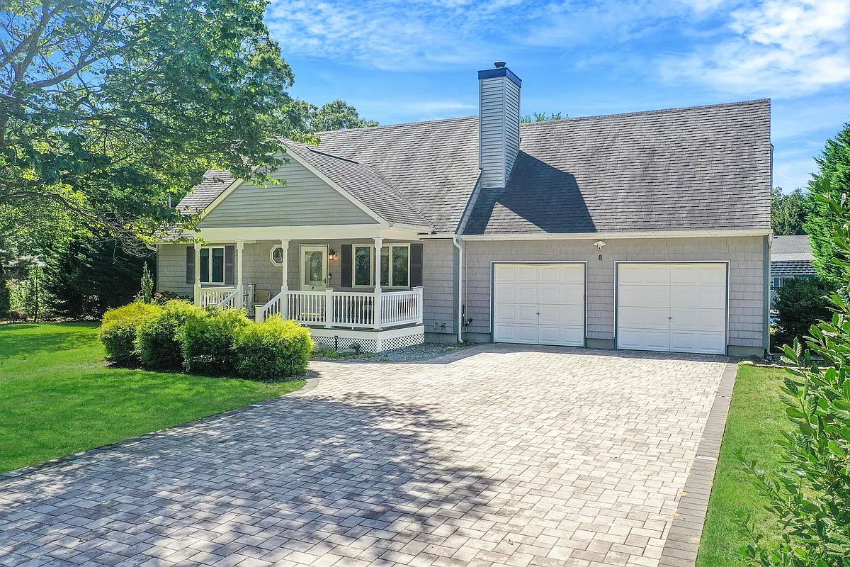 Building Photo - 8 Paynes Ln
