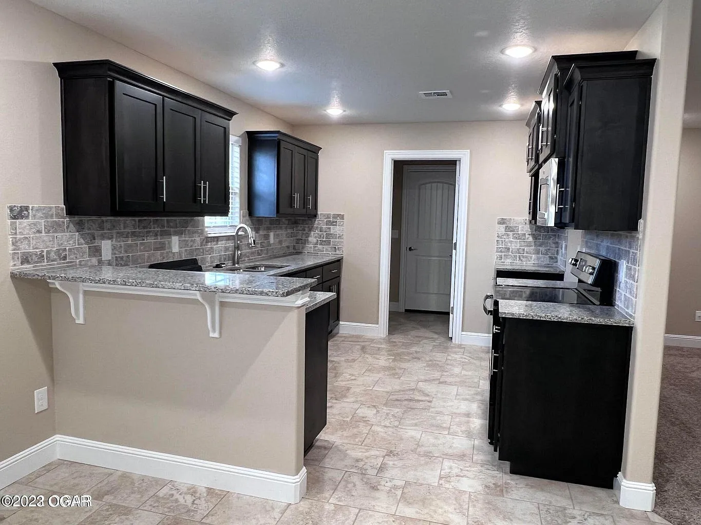 3 bed, 1500 sqft, $1,650 — Photo 3