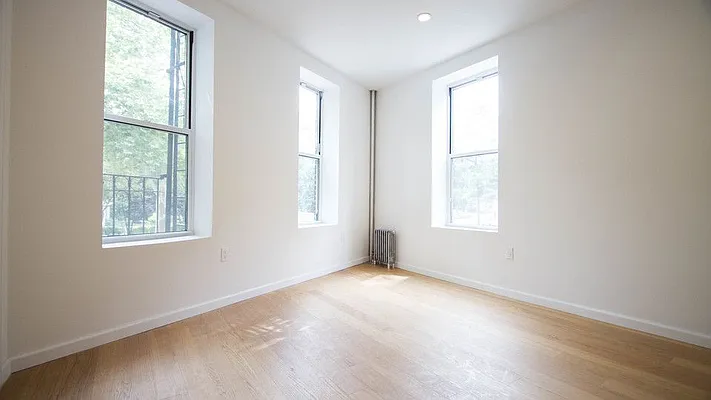 Rented by Nooklyn NYC LLC | media 3