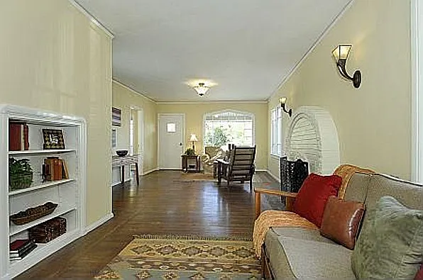 Large Front Room with book shelf