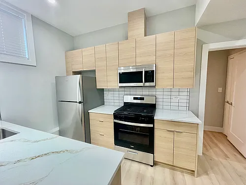 2127 S Marshall Blvd #B Photo 1
