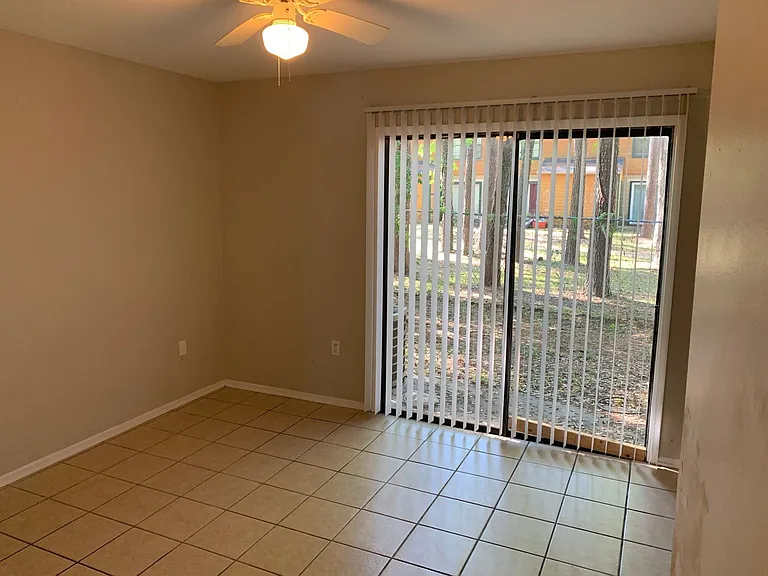 7203 SW 44th Pl — Photo 6