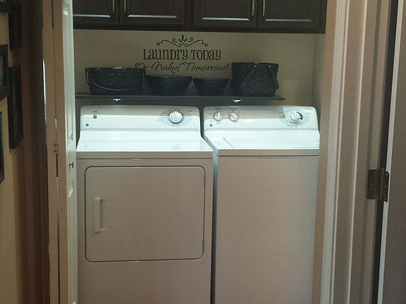 4th image of 2304 N Bentley Ave