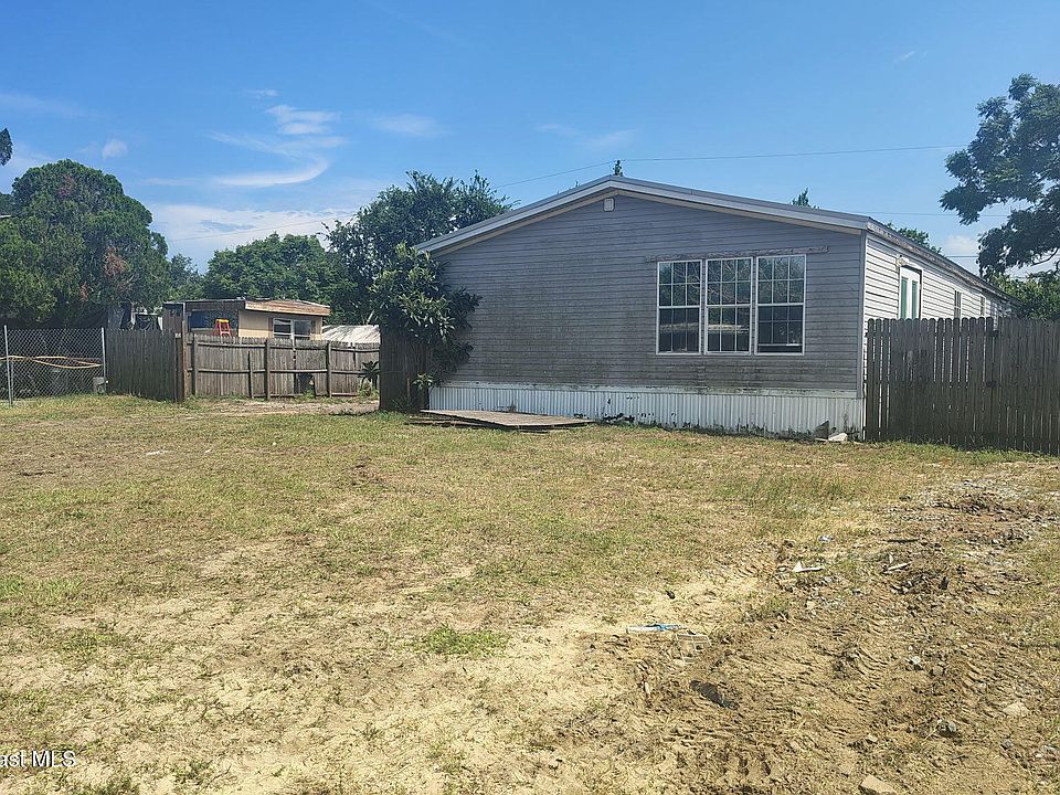 1st image of 3443 Populatic St