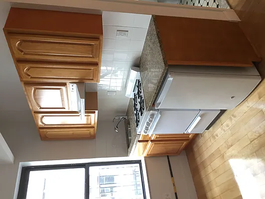 Rented by GreenVill Real Estate LLC | media 10