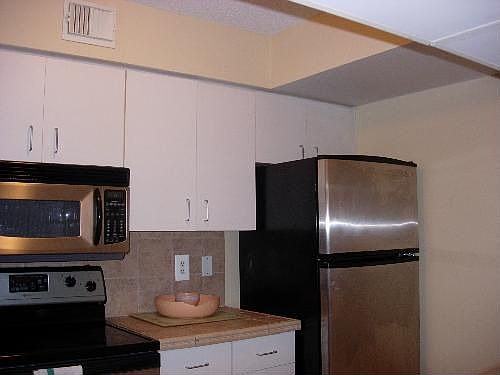 2nd image of 1727 Village Blvd APT 105