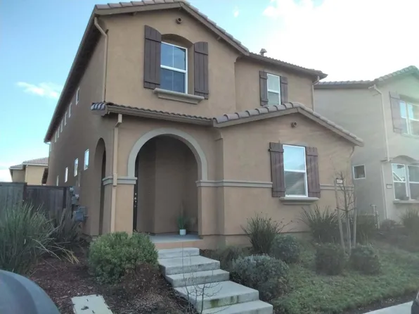 3072 Bowden Square Way, Sacramento, CA 95835