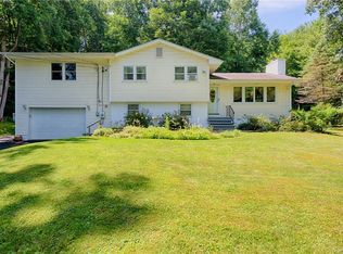 8 Van Brook Dr, Stormville, NY 12582
